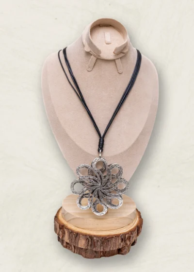 Brook Necklace
