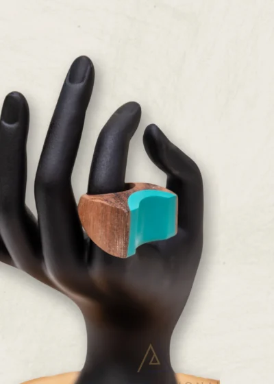 Curved Ring